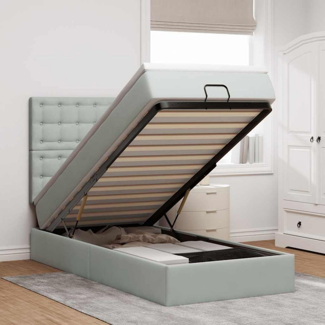 Cadre de lit gris pour le bureau